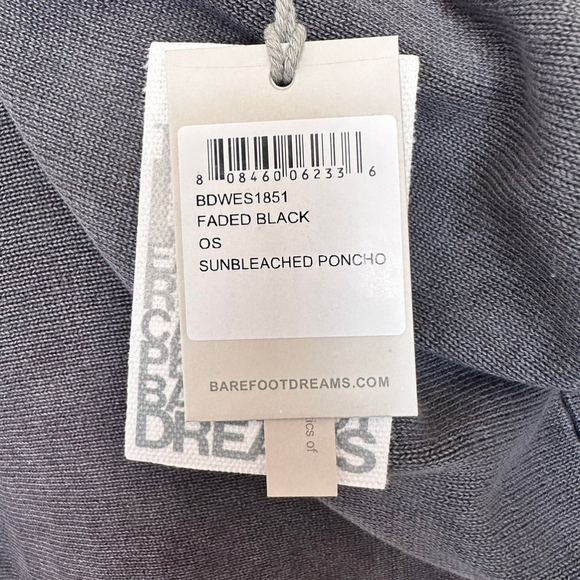 Barefoot Dreams Sunbleached Poncho NWT OS - Picture 10 of 12